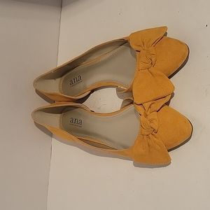 a.n.a mustard yellow suede flats  With Bow SZ8.5